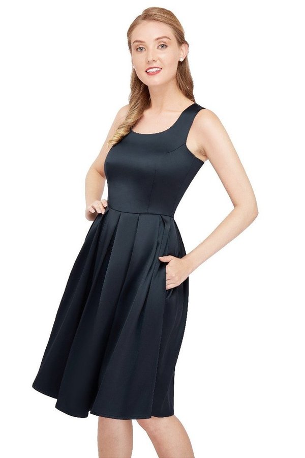 Kleid schwarzer Satin *reduziert von 55€*