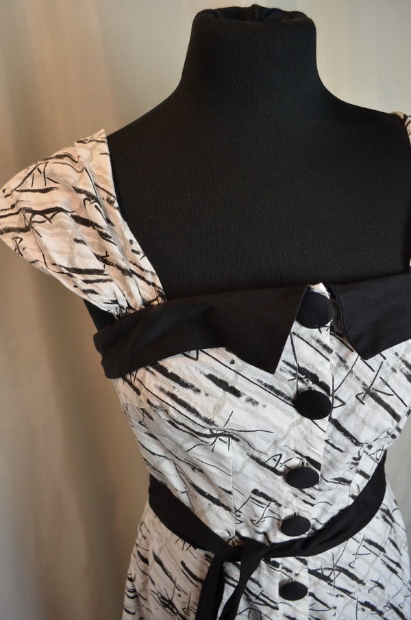 Kleid "Original" schwarz/weiß nur noch in Größe L erhältlich